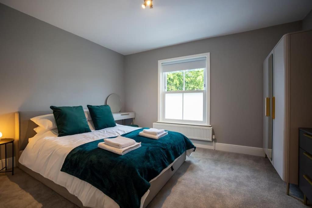Hereford - Clifton Villa - Beautifully Presented House Located A Short Walk From City Centre - Sleeps 6 Guests - Perfect For Exploring Hereford - Hosted By Rentmyhouse Bagian luar foto